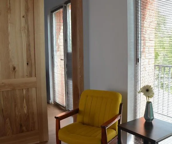 Jaskolki W Pilicach شقة *