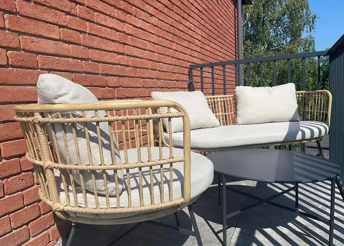 Jaskolki W Pilicach Jastrzębia Góra